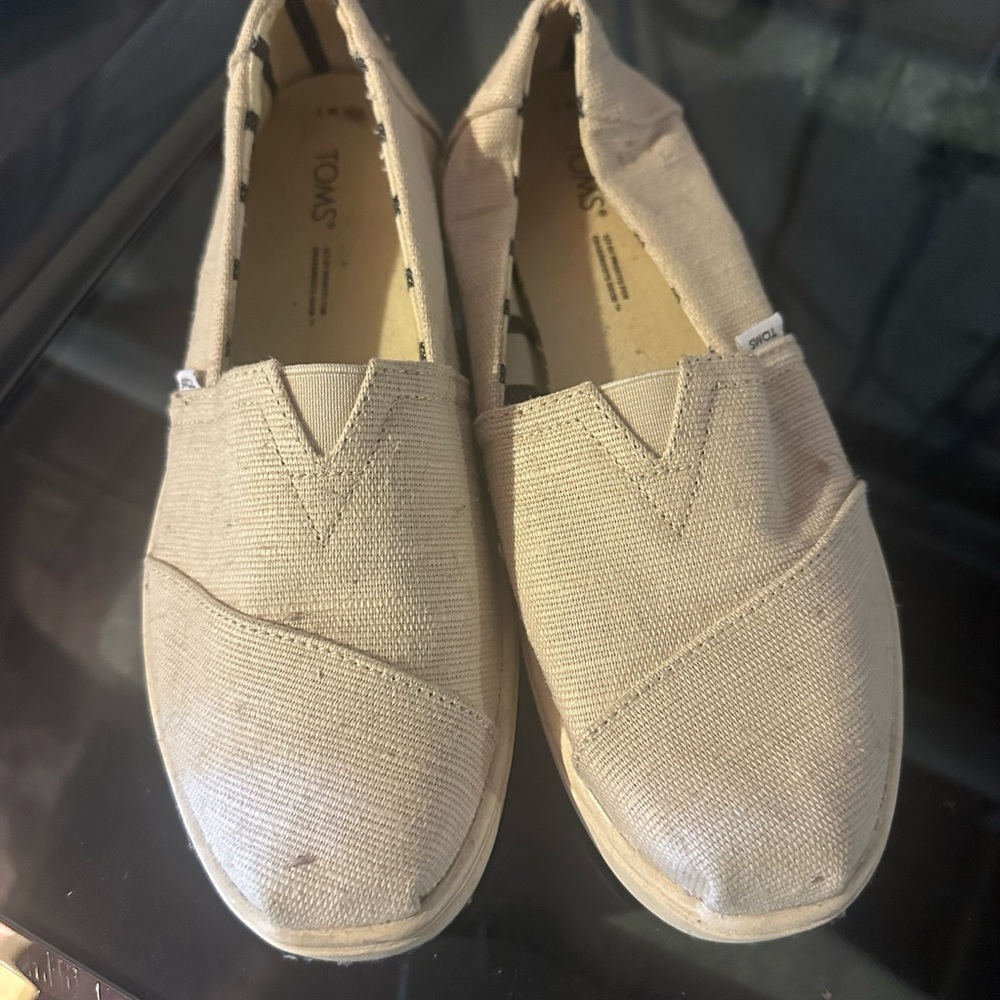 Toms Tan Loafers Slip-On Casual Shoes